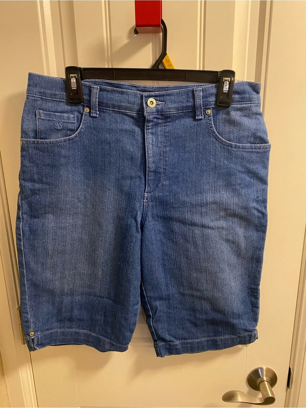 Gloria Vanderbilt 10 Jeans Shorts Amanda Bermuda Stretch Blue Denim